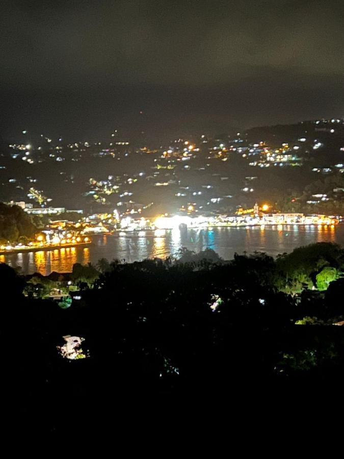 Top Hill Hostel- Martinique- Auberge Dortoir لا ترينيت المظهر الخارجي الصورة
