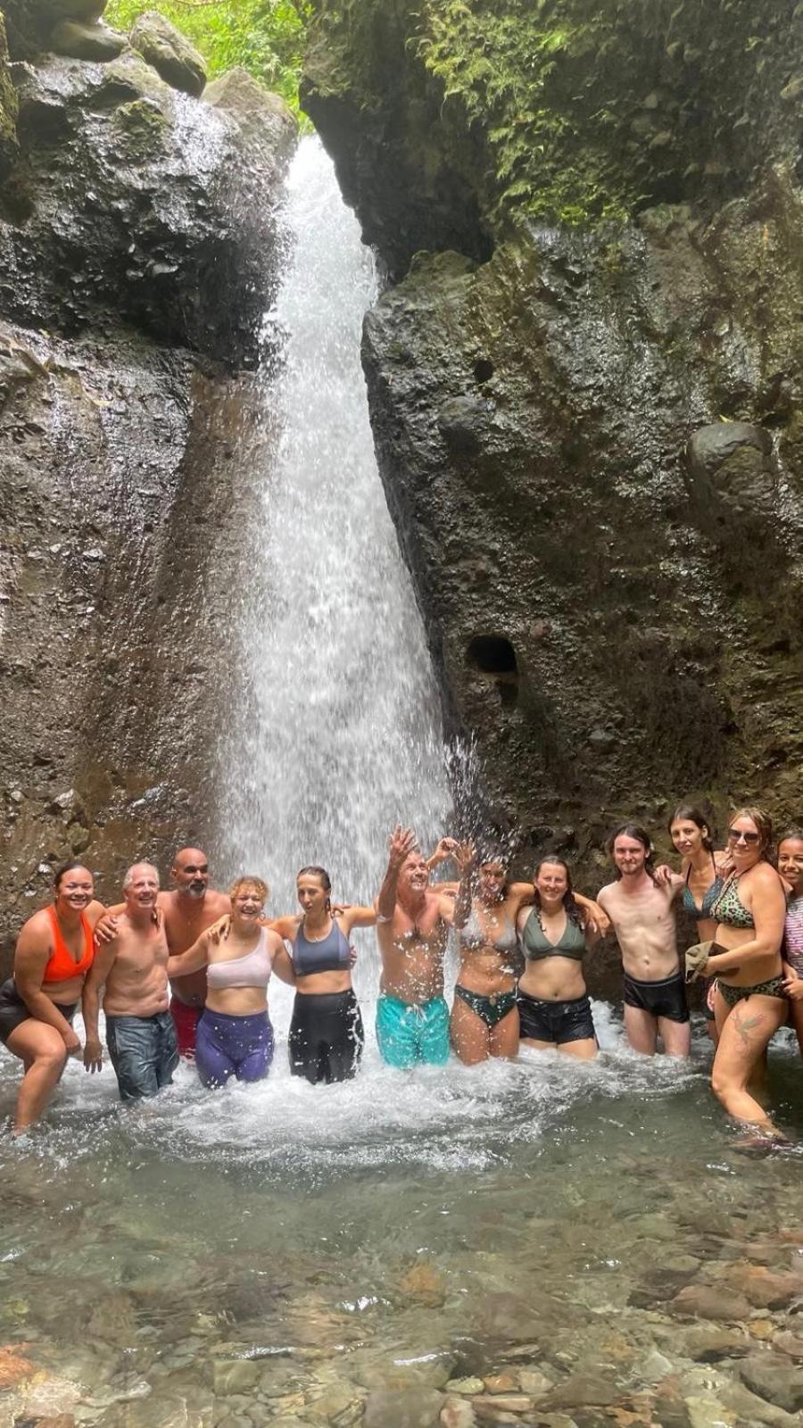 Top Hill Hostel- Martinique- Auberge Dortoir لا ترينيت المظهر الخارجي الصورة